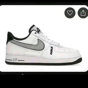 Nike Youth Black And White  Air Force 1  LV8 Casual Everyday Sneaker 6.5Y 8 W